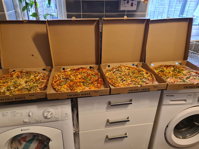 241 Pizza : image1.jpg