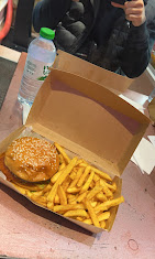 Pinks Burgers & Desserts : 2023-12-16.jpg