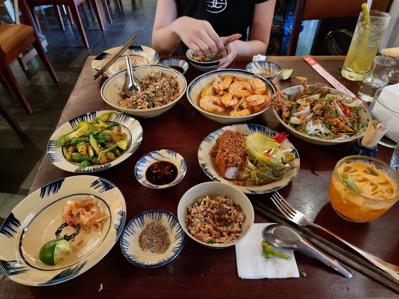 Cuc Gach Quan Restaurant : image-(4).jpg
