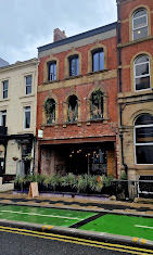Green Room : image10.jpg