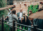 Green Room : image150.jpg
