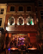 Green Room : image40.jpg