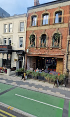 Green Room : image55.jpg