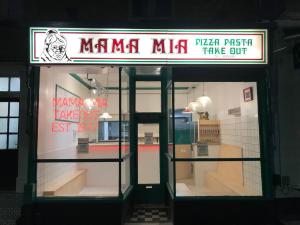 Mama Mia Takeaway Pizzas : image1.jpg