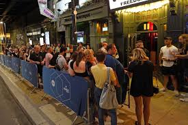 The Stone Roses Bar : image17.jpeg