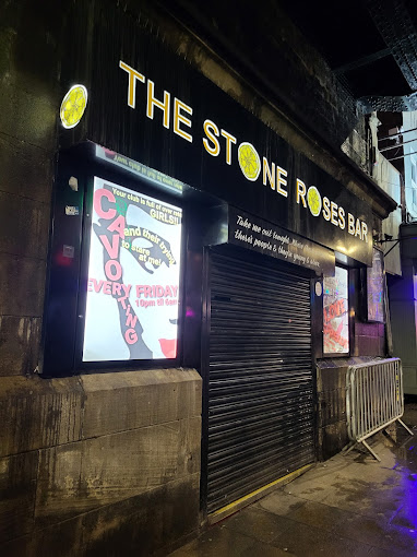 The Stone Roses Bar : image3.jpg