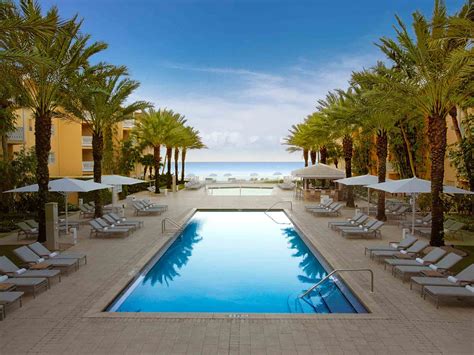 BiCE : th-edgewater-beach-hotel-naples-pool.jpg