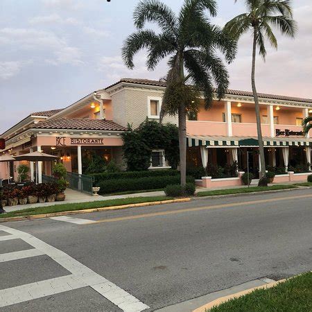 BiCE : th-super-place-to-dine.jpg