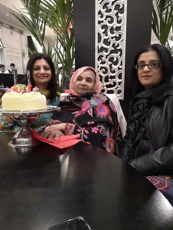 Mumtaz Leeds : image211.jpg