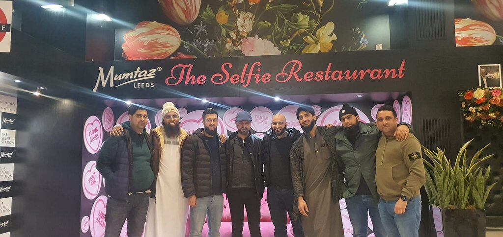 Mumtaz Leeds : image248.jpg