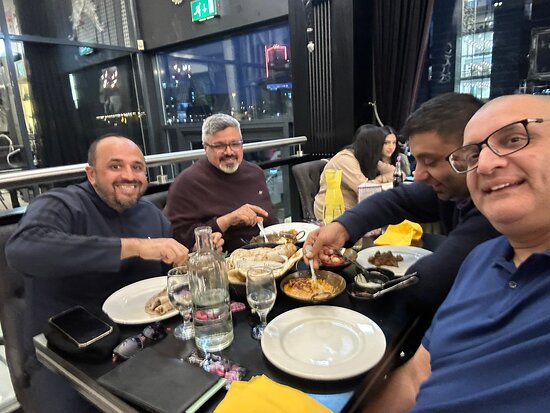 Mumtaz Leeds : image32.jpg