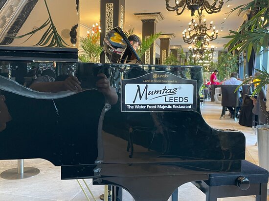 Mumtaz Leeds : image328.jpg