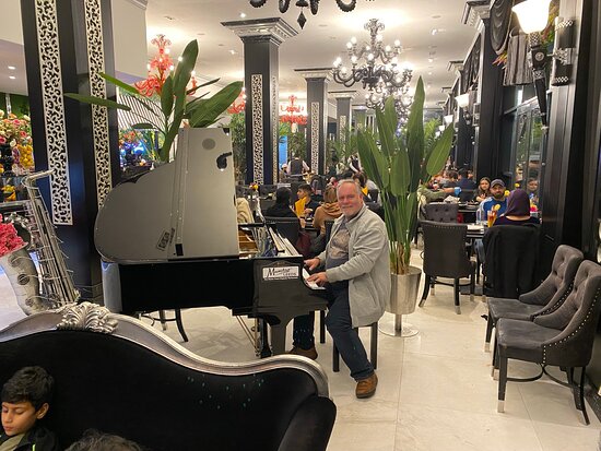 Mumtaz Leeds : image39.jpg