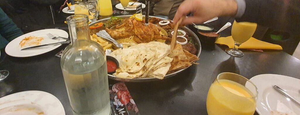 Mumtaz Leeds : image605.jpg